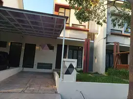 Rumah 2 lantai di green ara harapan indah