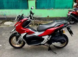 Honda ADV 150 CBS ISS Keyless MULUSSS Pajak Hidup Panjang
