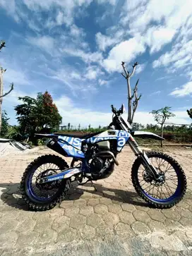 HUSQYVARNA FE 250 2021