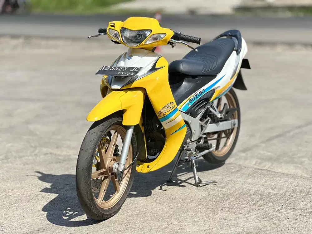 Satria hiu 2 tak 2004