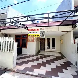 Dekat Mall & Kampus Ternama, Disewa Rumah Jelambar Kav. Polri