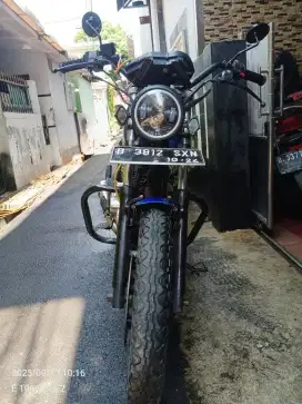 Yamaha Scorpio Custom