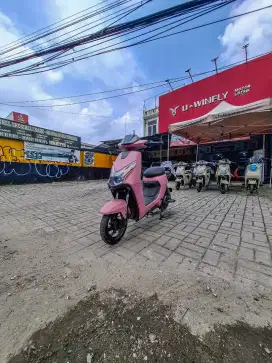 Sepeda Listrik Uwinfly baru D65 Pink cocok buat anter sekolah anak