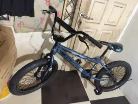 Sepeda bmx ukuran 20 ban jumbo siap pakai