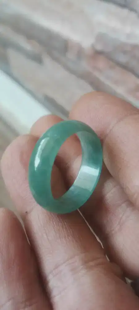 Jadeite jade giok Burma type A cincin