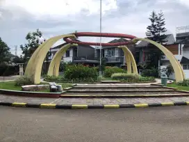 FOR SALE 
Rumah di Pasadena Residence dibawah harga pasar
