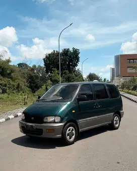 Nissan Serena C23 SGL 2.0 1997