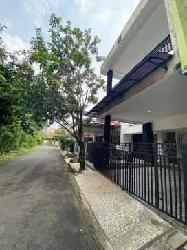 MURAH CANTIK Rumah Luas 120 Menteng Metropolitan Cakung Jakarta Timur