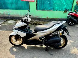 Yamaha Aerox S ABS Keyless MULUSSS Pajak Hidup Panjang