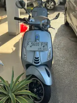 Vespa Primavera 2023