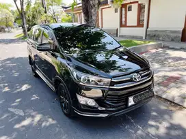 KM 30rb TOYOTA KIJANG INNOVA REBORN V VENTURER DIESEL MATIC 2020