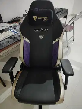 Kursi Gaming SecretLab Titan Evo  Leaugue of legend K/DA Edition