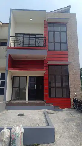 Sewa Rumah Kec Tamansari Bogor 2 lantai Siap Huni