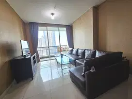 Unit Strategis, 2BR Condominium Central Park Residence Furnished