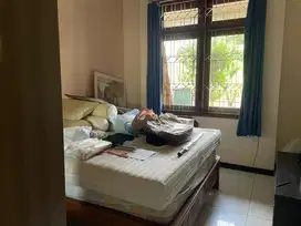 Dijual cepat murah rumah siap huni 2 lantai di Majapahit cluster