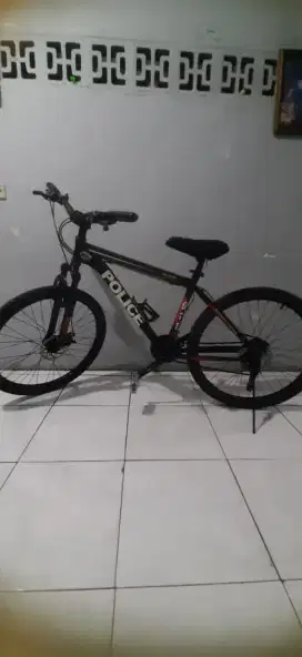 Sepeda Dewasa merk POLICE