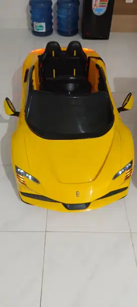 MOBIL AKI FERRARI VARSA REMOTE CONTROL