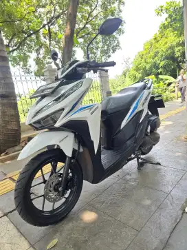 DIJUAL CASH NEW HONDA VARIO 125 CBS THN 2018 PAJAK IDUP SIAP PAKAI