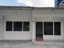 Disewakan Rumah 2nd Mewah di Area dekat HR Muhammad, Surabaya