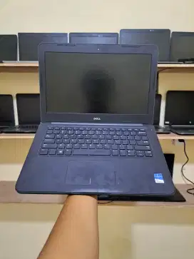 jual murah Dell Latittude 3380 Core i3 Gen 6 Ram 8Gb Ddr4 SSD 128Gb