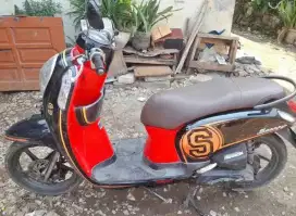 Scoopy tahun 2013. Mulus