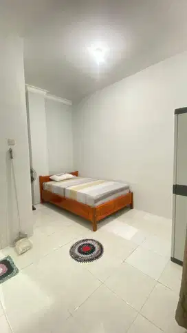 Kost baru selesai di bangun