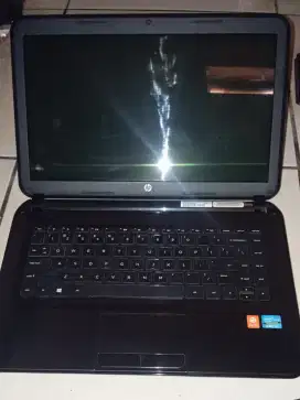 Laptop hp 14 d012tu ci3
