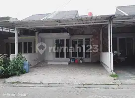 Di jual rumah 1 lantai di Cibubur Country