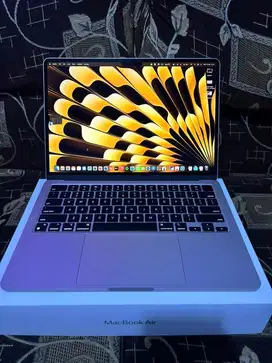 (Hampir kayak baru) - Macbook Air M2 - (16/256)