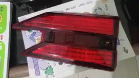 Mika lampu mobil avanza veloz