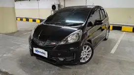 Pajak Panjang Honda Jazz  1.5 RS Bensin-AT 2018 Abu-Abu