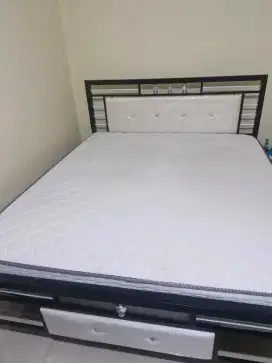 Ranjang Besi ukuran 180