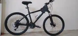 Bismillah jual cepat butuh dana sepeda MTB Wimcycle normal fram Alloy
