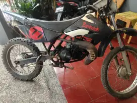 Suzuki TS 125 duster