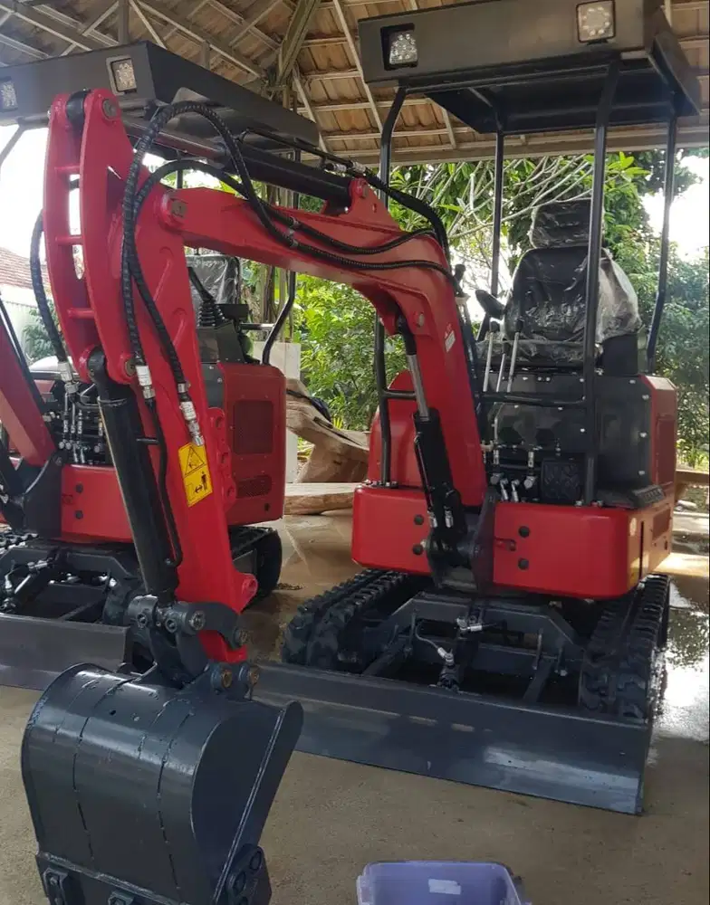 EXCAVATOR MINI HW17