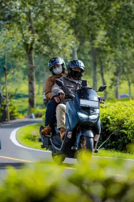JUAL MOTOR YAMAHA NMAX TAHUN 2023 HITAM