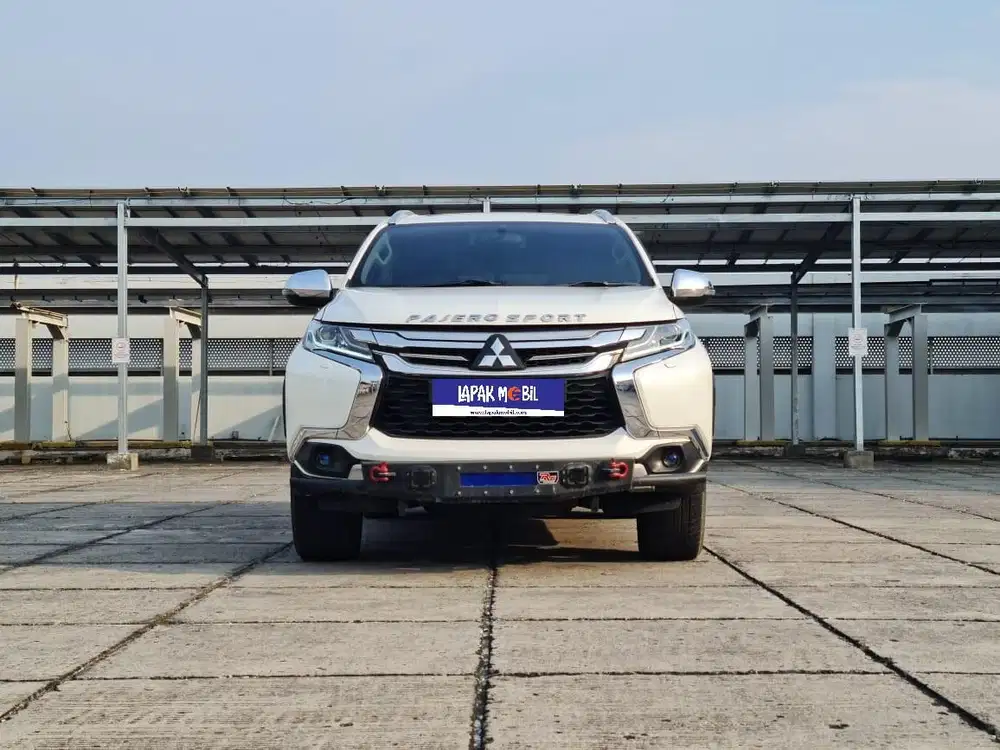 Mitsubishi Pajero Sport 2.4 Dakar 2016 Km 135rb Tangan 1