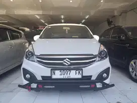 Suzuki Ertiga GL Manual 2015 km 70rban TDP 25 juta