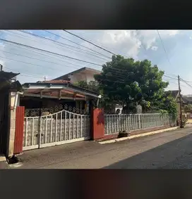 Rumah huni 2 lantai