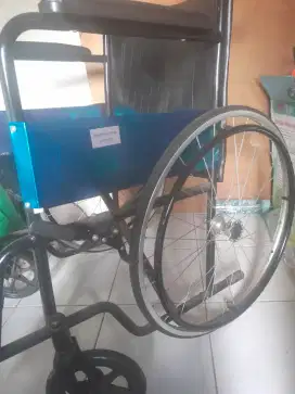 Kursi Roda Aluminium Ringan