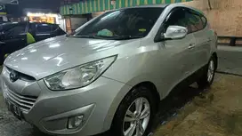 Jual Hyundai Tucson Matic Th 2012
