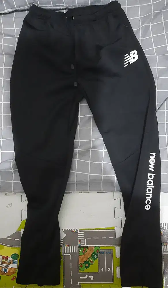 Celana training merk