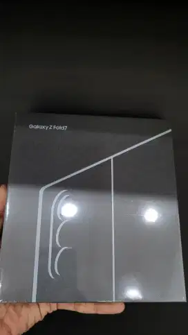 SAMSUNG GALAXY Z fold7 12/512GB new