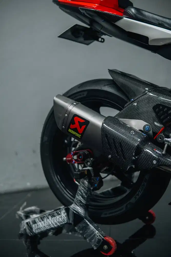 Yamaha R6 Anniversary Edition 2012