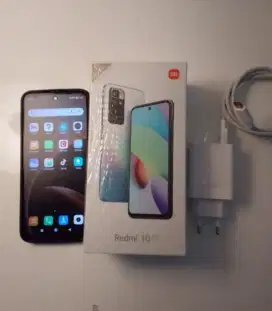 Redmi 10 2022. 4+3/64. Mulusss