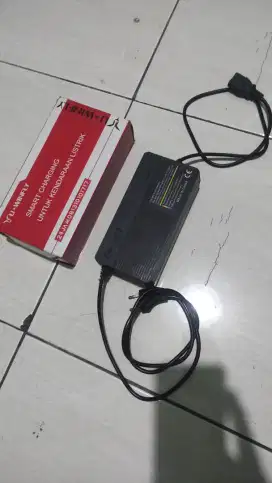 Charger original uwinfly T3S bawaan pabrik