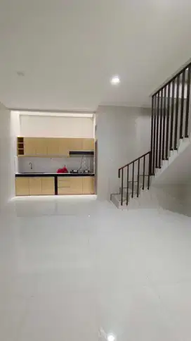 (BIG SALE) RUMAH BARU TKI 3, 2 LANTAI, SEMI FURNISHED, DEKAT TOL(NEGO)