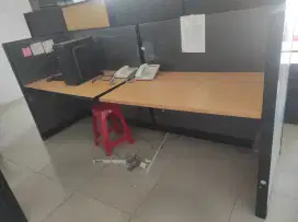 Meja kantor skat letter L