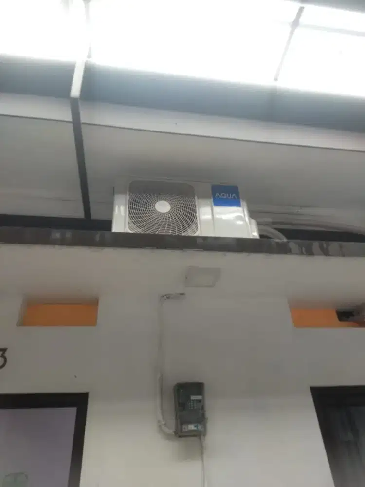 Service AC bongkar pasang AC tukang AC panggilan isi freon AC