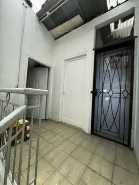 Dijual rumah mewah minimalis 3 lantai,full furnished, Sunter Jaya,
